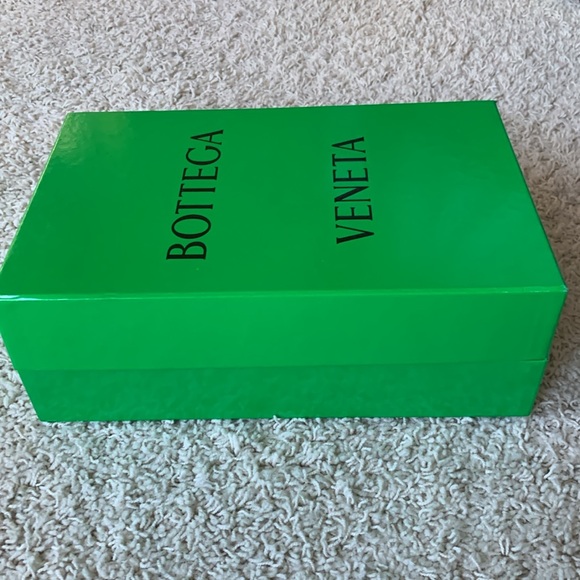 Bottega Veneta mens green shoe box. - Picture 4 of 5